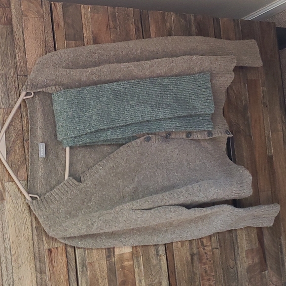 Wool Cardi+leg warmers - Picture 2 of 7